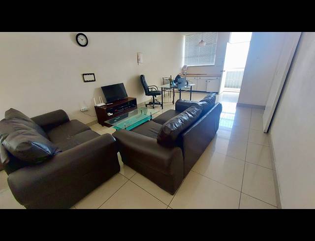 2 BEDROOM APARTMENT SOLD IN TOWNSEND ESTATE